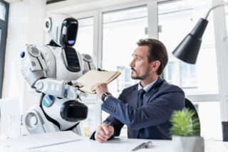 Jobsuche per Roboter: © iStock/YakobchukOlena 